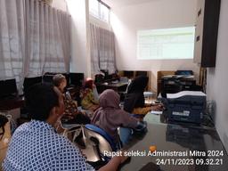 Rapat seleksi administrasi Rekrutmen Mitra 2024