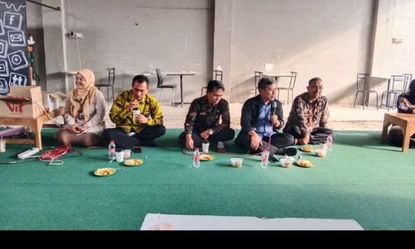 Keakraban Bapak Deputi Bidang Sosial BPS RI dengan para petugas SP2020 Lanjutan